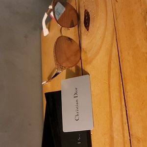 Dior wmns sunglasses gold and white